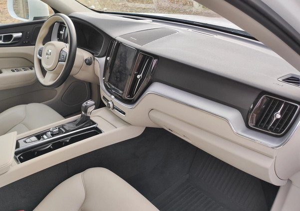 Volvo XC 60 cena 155000 przebieg: 23000, rok produkcji 2020 z Lipiany małe 232
